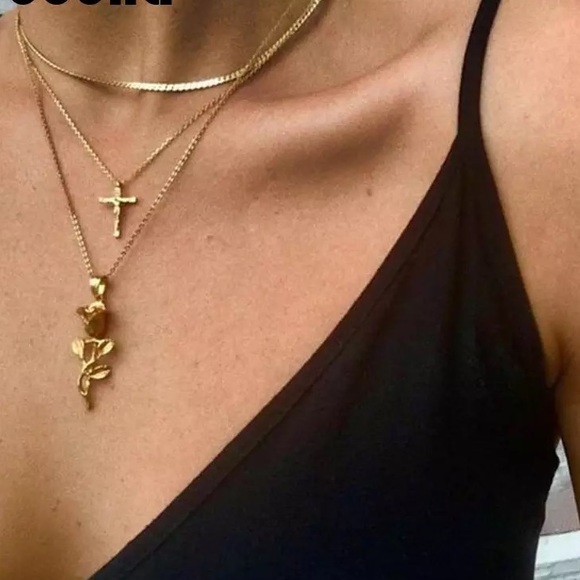 Free People Jewelry - NEW! rose cross necklace set ✧